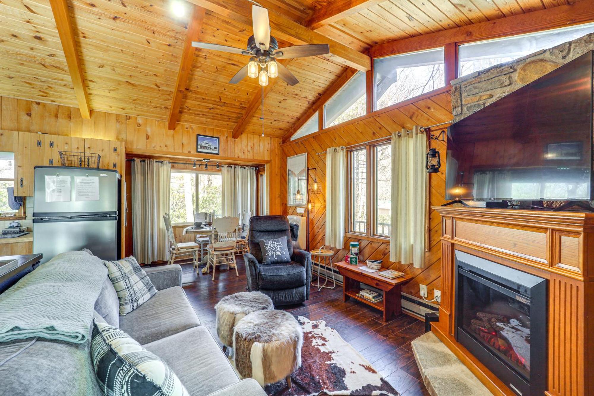 Rustic Newland Cabin With Deck By Lake And Trails! Exteriör bild